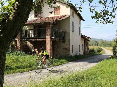 Verso Chiusa di Pesio, Tetti Molino | G. Bernardi